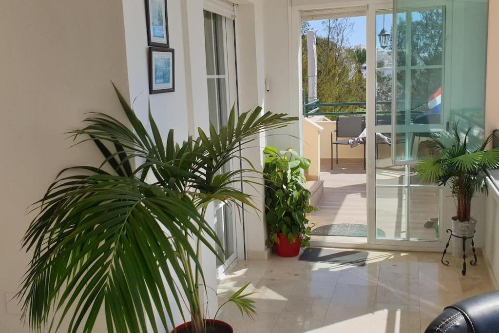 Luxury Penthouse With Sea&Mountain Views & Hot Tub - Tranquility & Rest Apartment Benalmadena Exterior photo